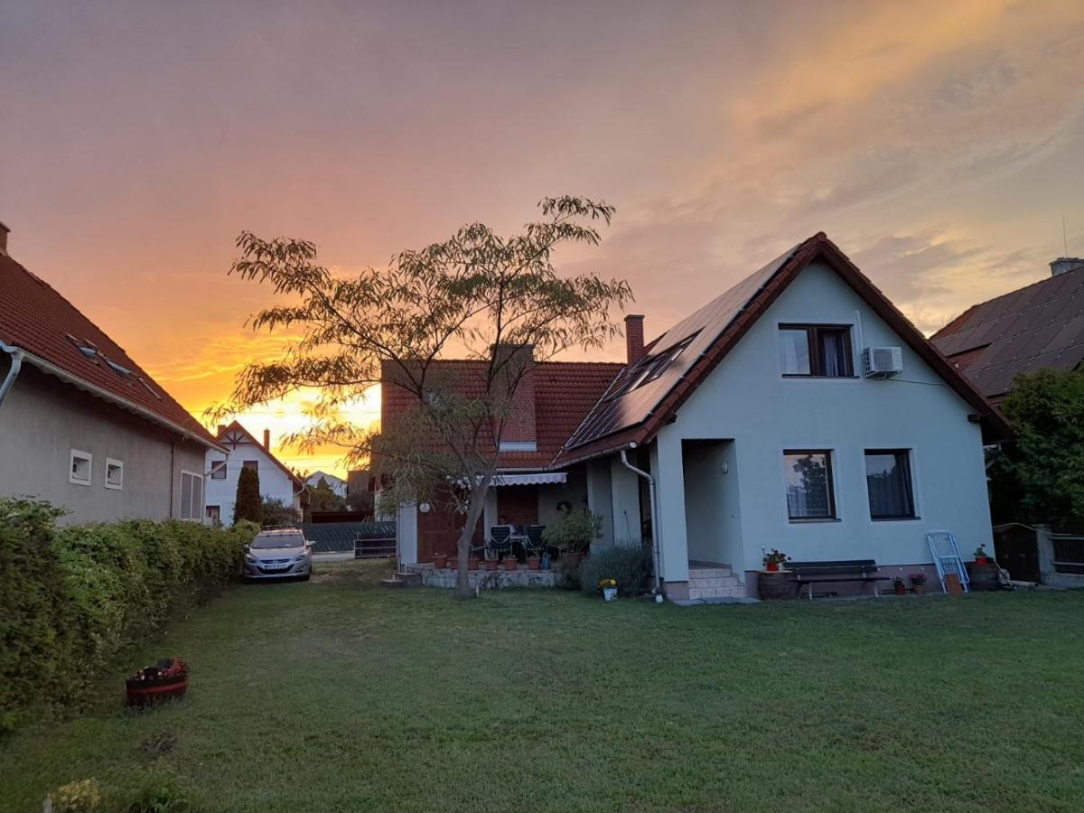 Aszofoi Panorama Apartmanhaz Экстерьер фото